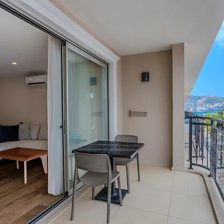 Garden Luxury Apartamento *